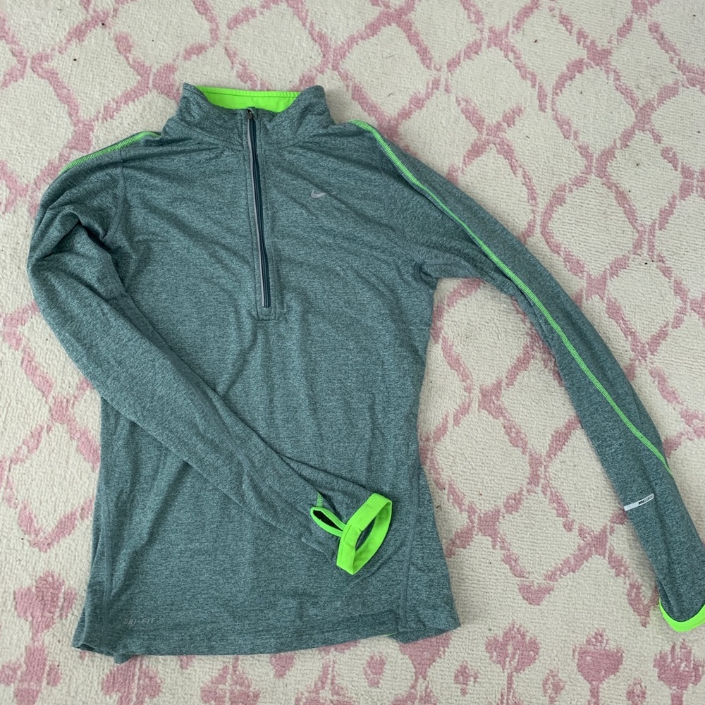 XS Nike Lightweight Quarter-zip